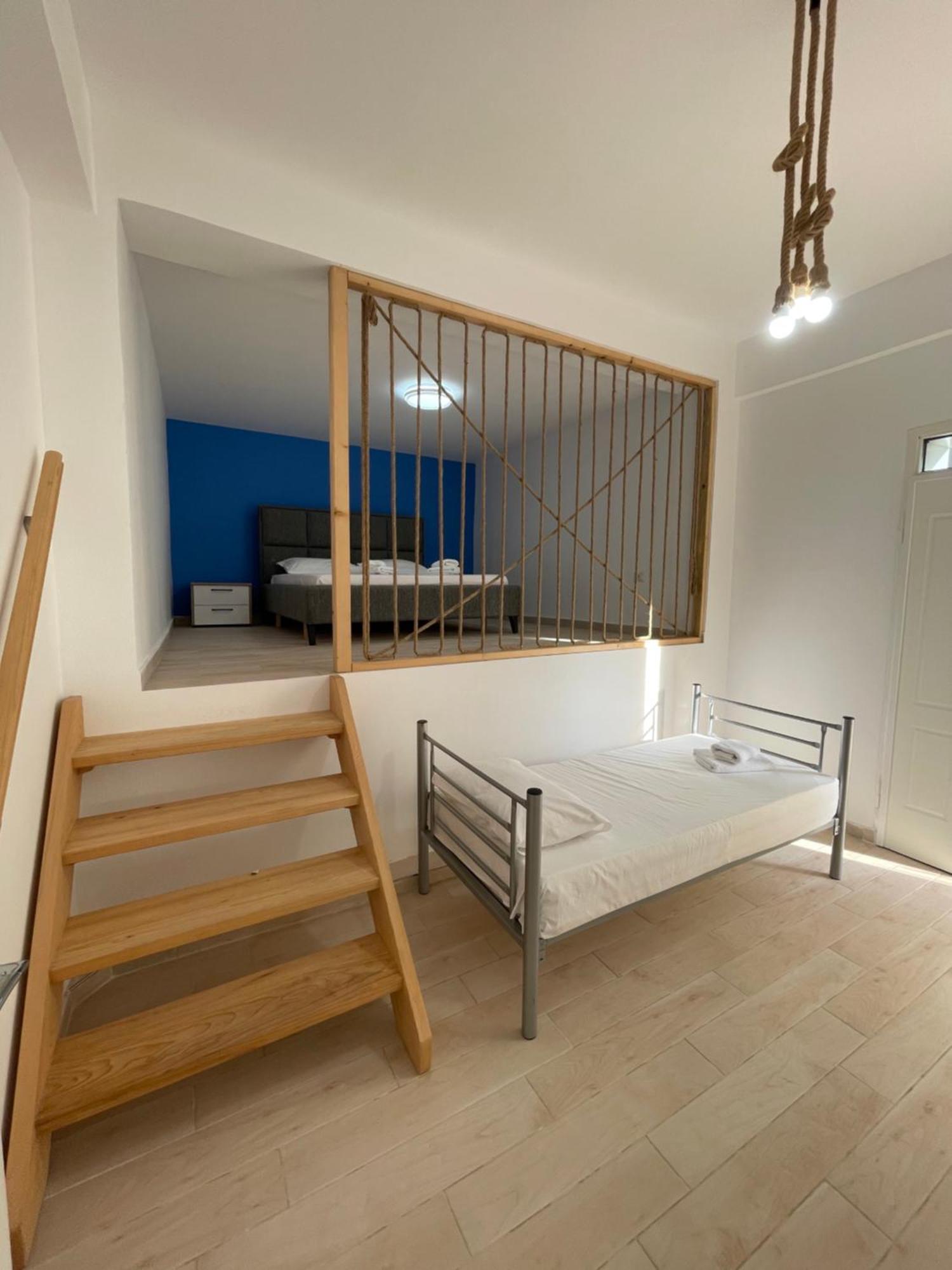 Perla Luxury Apartment - Private Patio & Parking Vlore Exterior photo